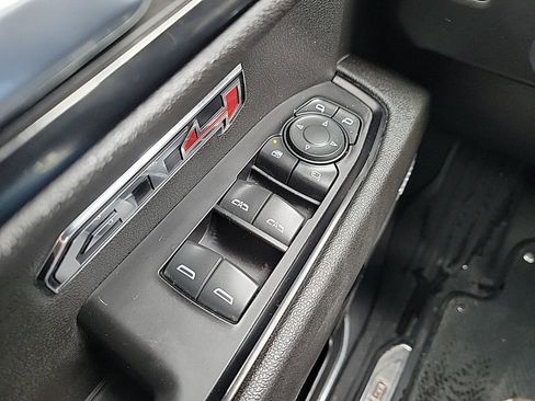 Used 2023 GMC Sierra 1500 AT4 w/ Technology Package image 26