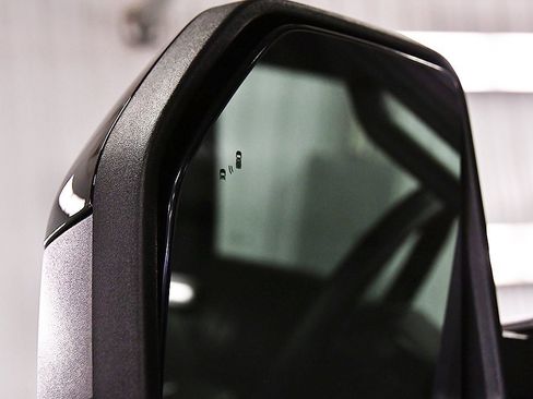 Used 2025 Ford F350 Platinum image 15