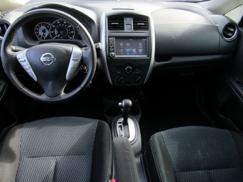 Used 2018 Nissan Versa Note SV FWD image 16