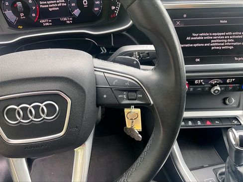 Used 2025 Audi Q3 2.0T Premium AWD/4WD image 24