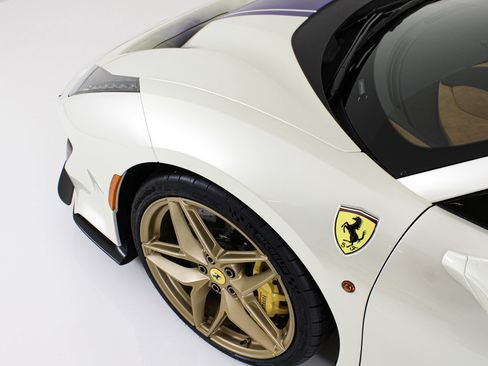 Used 2020 Ferrari 488 Pista Spider image 11