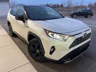 Used 2020 Toyota RAV4 XSE video 1