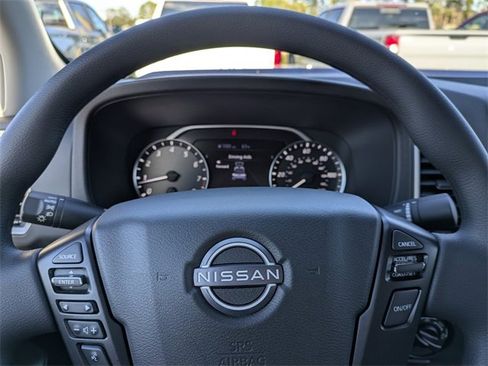 Used 2023 Nissan Frontier SV w/ Tow Package image 30