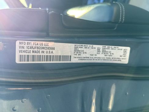 Used 2021 Jeep Grand Cherokee Limited w/ Quick Order Package 28K 80th image 17