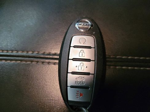 Used 2021 Nissan Sentra SV FWD image 32