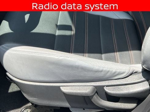 Used 2024 Nissan Kicks SR w/ SR Premium Package FWD image 14