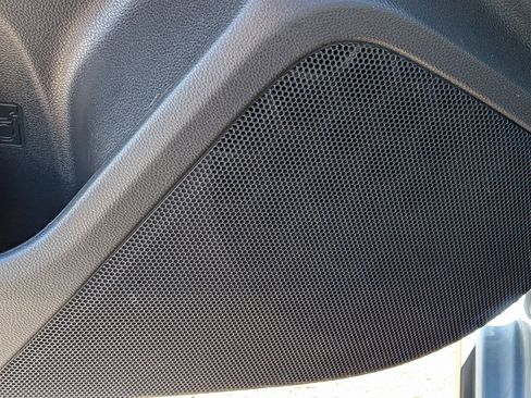 Used 2022 Subaru Crosstrek 2.5i Sport w/ Moonroof Package image 10