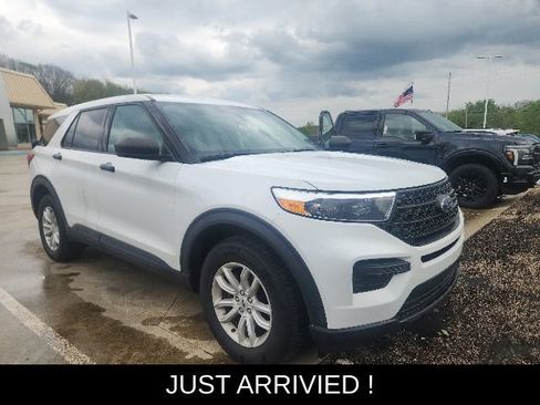 Used 2021 Ford Explorer 4WD w/ Class III Trailer Tow Package image 1