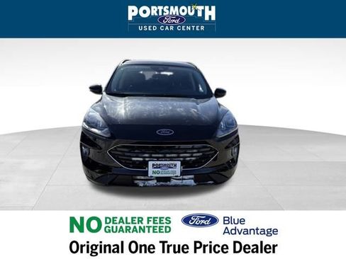 Certified 2022 Ford Escape SEL w/ SEL Stealth AWD Package image 9