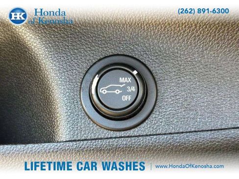 Used 2018 Buick Envision Essence image 16