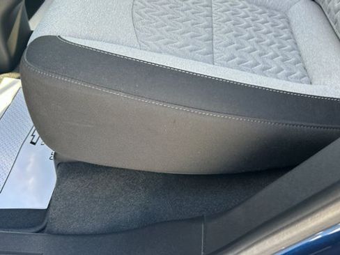 Certified 2022 Chevrolet Equinox LS w/ LS Convenience Package image 37