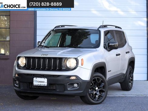 Used 2018 Jeep Renegade Latitude w/ Cold Weather Group image 1