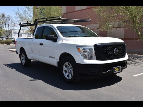 Used 2017 Nissan Titan S AWD/4WD image 2