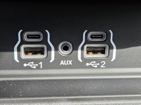 New 2026 RAM 3500 Big Horn AWD/4WD image 24