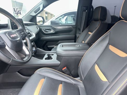 Used 2023 GMC Yukon AT4 AWD/4WD image 8