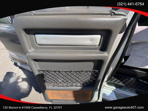 Used 2003 Ford E-150 and Econoline 150 Commercial Van 3D image 28