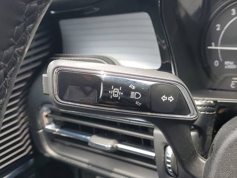Used 2022 Lincoln Corsair AWD w/ Premium Package image 24