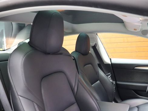 Used 2023 Tesla Model 3 Standard Range image 53