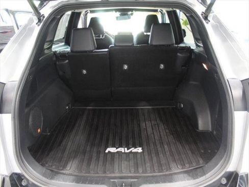 Used 2021 Toyota RAV4 XSE image 20