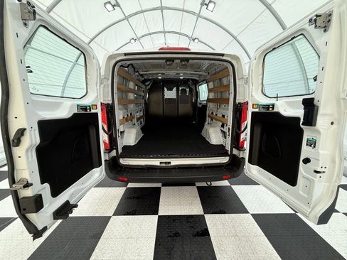 Used 2023 Ford Transit 250 Low Roof AWD w/ Exterior Upgrade Package image 4
