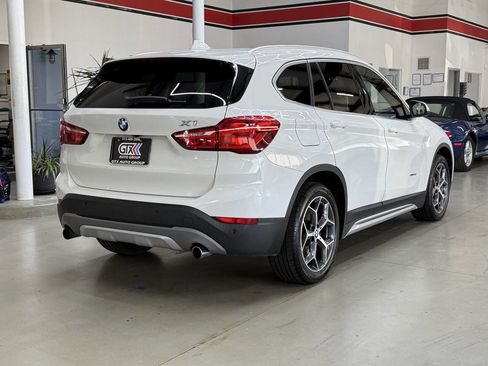 Used 2016 BMW X1 xDrive28i AWD/4WD image 5