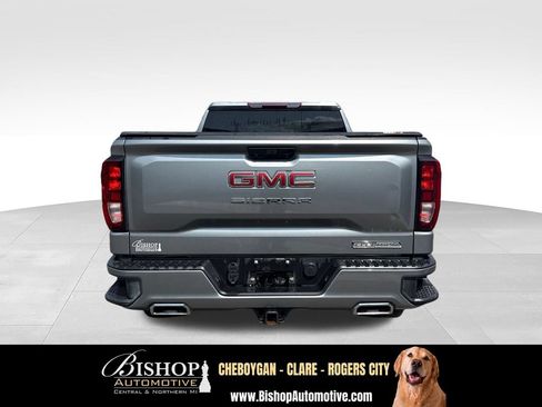 Used 2023 GMC Sierra 1500 Elevation w/ X31 Off-Road Package AWD/4WD image 10