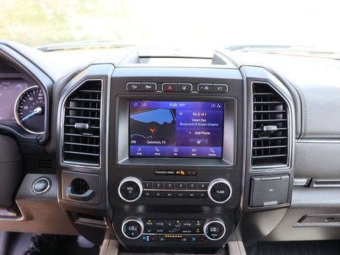 Used 2020 Ford Expedition Max Limited w/ Equipment Group 302A AWD/4WD image 19