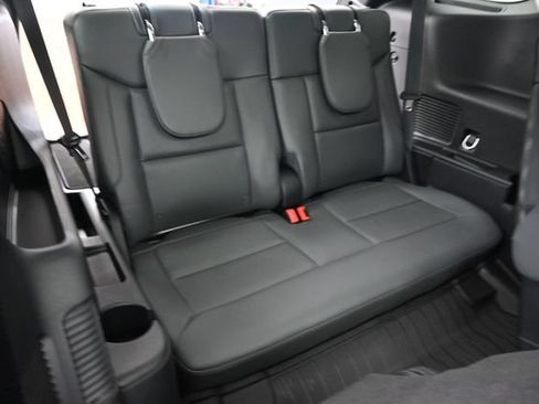 Certified 2025 Ford Explorer Active w/ Active Comfort Package AWD/4WD image 28