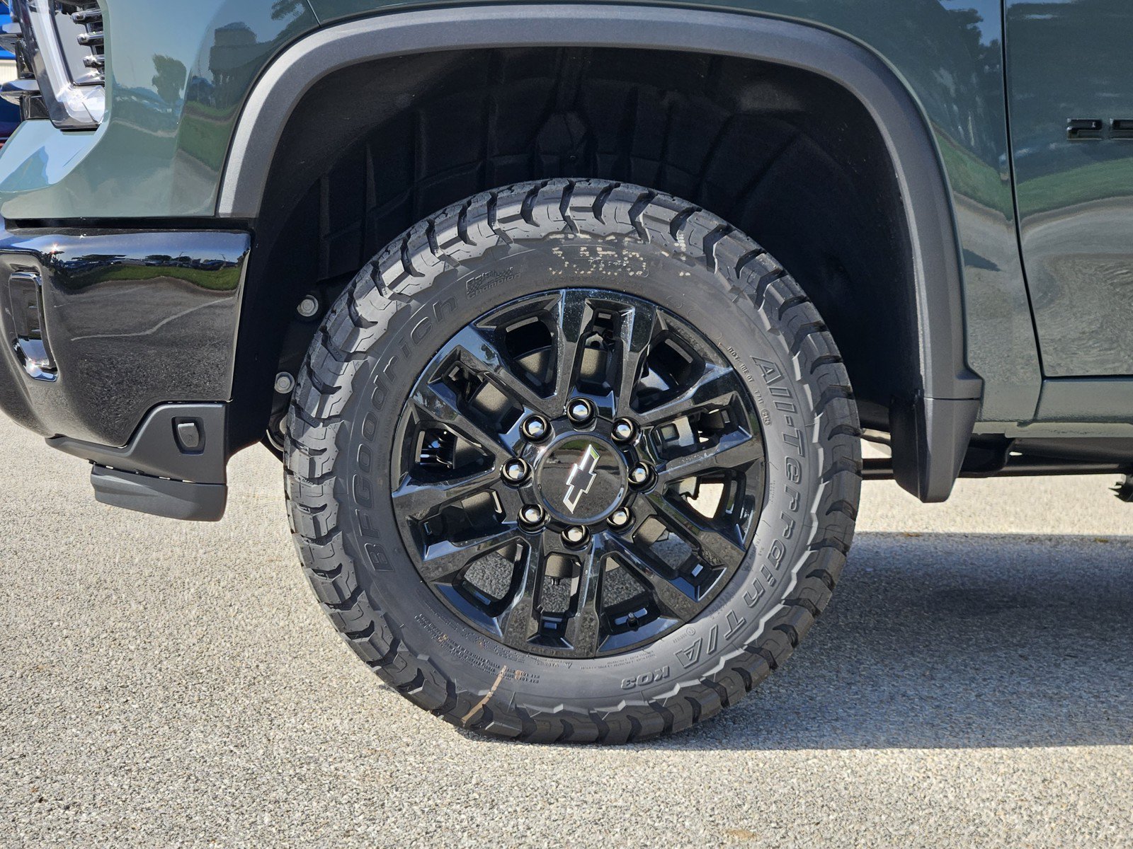 New 2026 Chevrolet Silverado 2500 LTZ w/ LTZ Plus Package AWD/4WD image 7