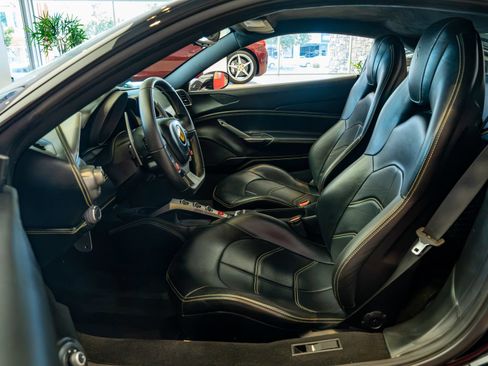 Certified 2016 Ferrari 488 GTB RWD image 10