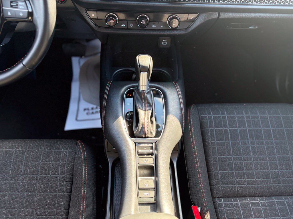 Used 2025 Honda HR-V Sport image 24