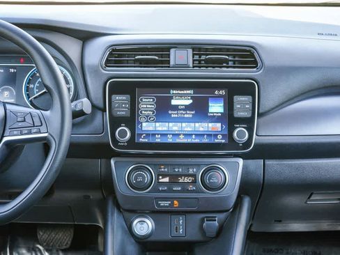 Used 2025 Nissan Leaf S FWD image 13