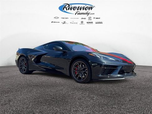 Used 2024 Chevrolet Corvette Stingray Premium Cpe w/ Z51 Performance Package image 7