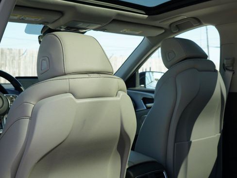 Used 2021 Acura RDX w/ Technology Package FWD image 21