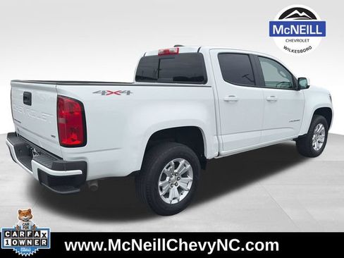 Used 2022 Chevrolet Colorado LT w/ LT Convenience Package AWD/4WD image 8