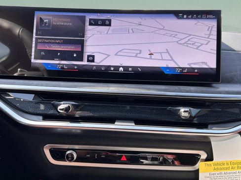 New 2026 BMW X6 xDrive40i w/ Premium Package image 16