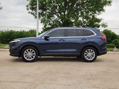 Used 2025 Honda CR-V EX image 4