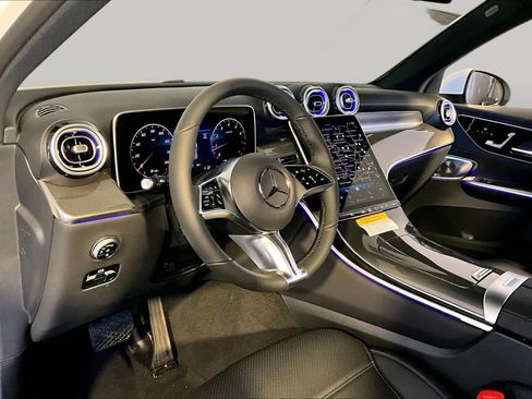 New 2026 Mercedes-Benz GLC 300 4MATIC image 9
