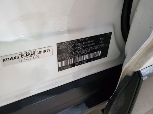 Used 2019 Toyota RAV4 LE AWD/4WD image 32