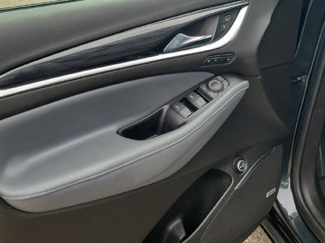 Used 2018 Buick Enclave Premium FWD image 8