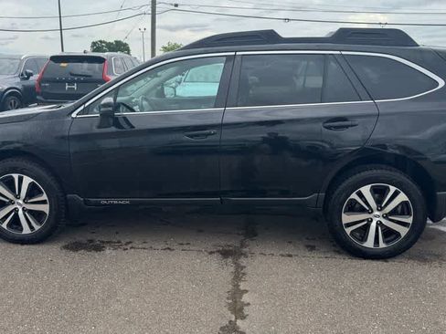 Used 2019 Subaru Outback 2.5i Limited w/ Popular Package #2 AWD/4WD image 8