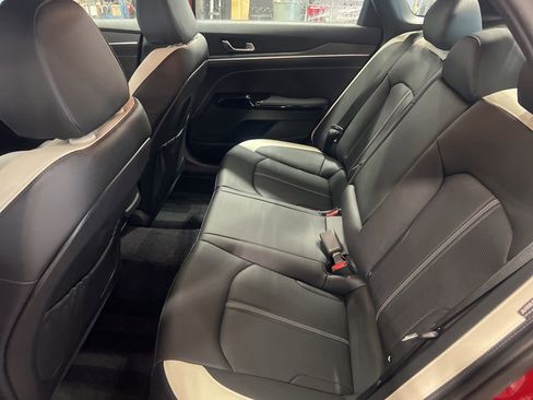 Certified 2025 Kia K5 GT-Line image 8