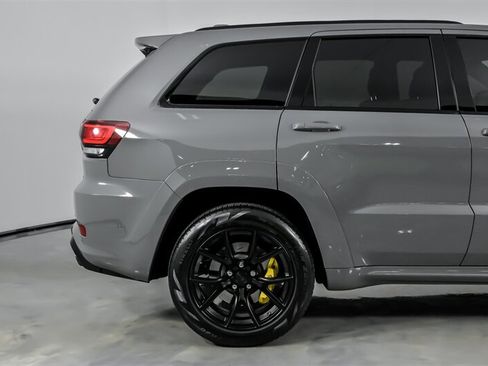 Used 2021 Jeep Grand Cherokee Trackhawk AWD/4WD image 13