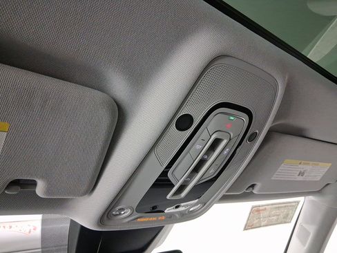 Used 2022 Audi Q8 Premium Plus image 27