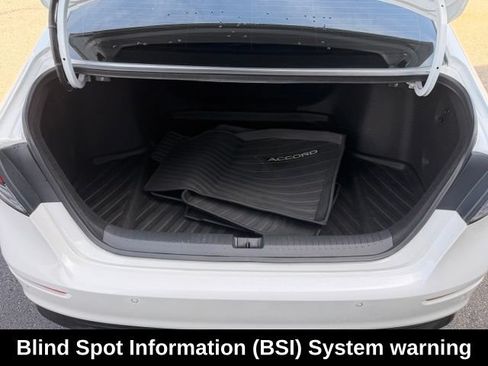 Used 2024 Honda Accord Touring image 10