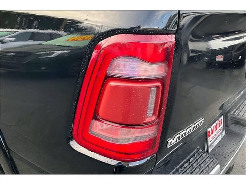 Used 2019 RAM 1500 Laramie image 29