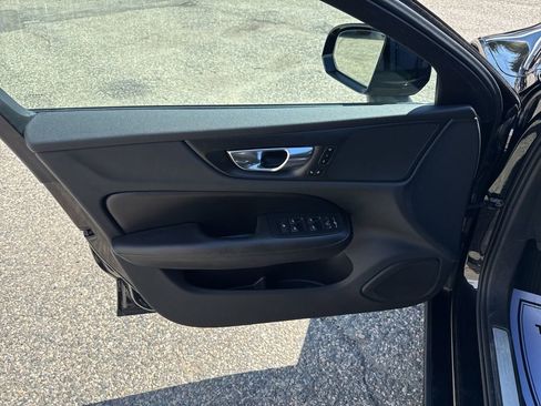 Used 2023 Volvo S60 B5 Plus w/ Climate Package AWD/4WD image 11