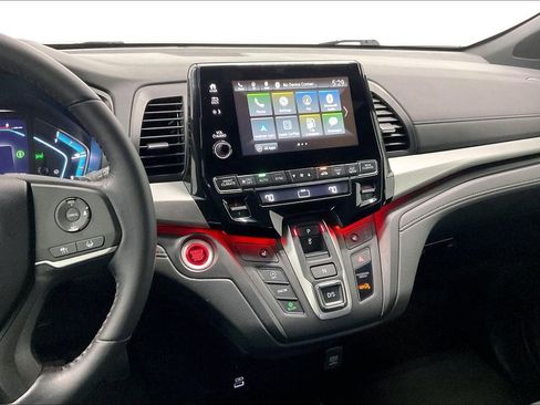 Used 2023 Honda Odyssey Sport image 6