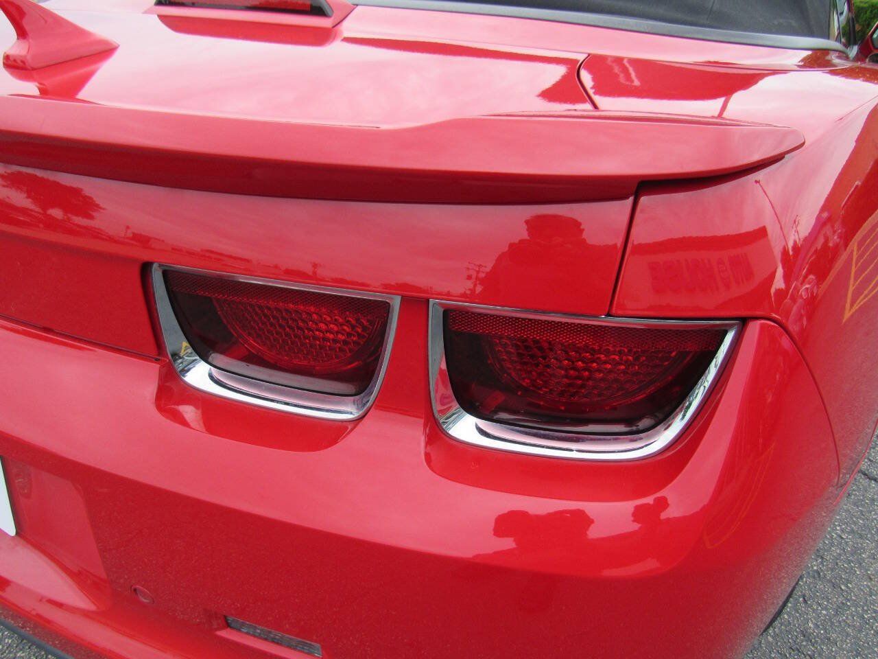 Used 2012 Chevrolet Camaro LT RWD image 31