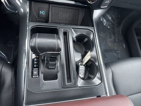 Used 2023 Ford F150 Lariat w/ Equipment Group 502A High image 17